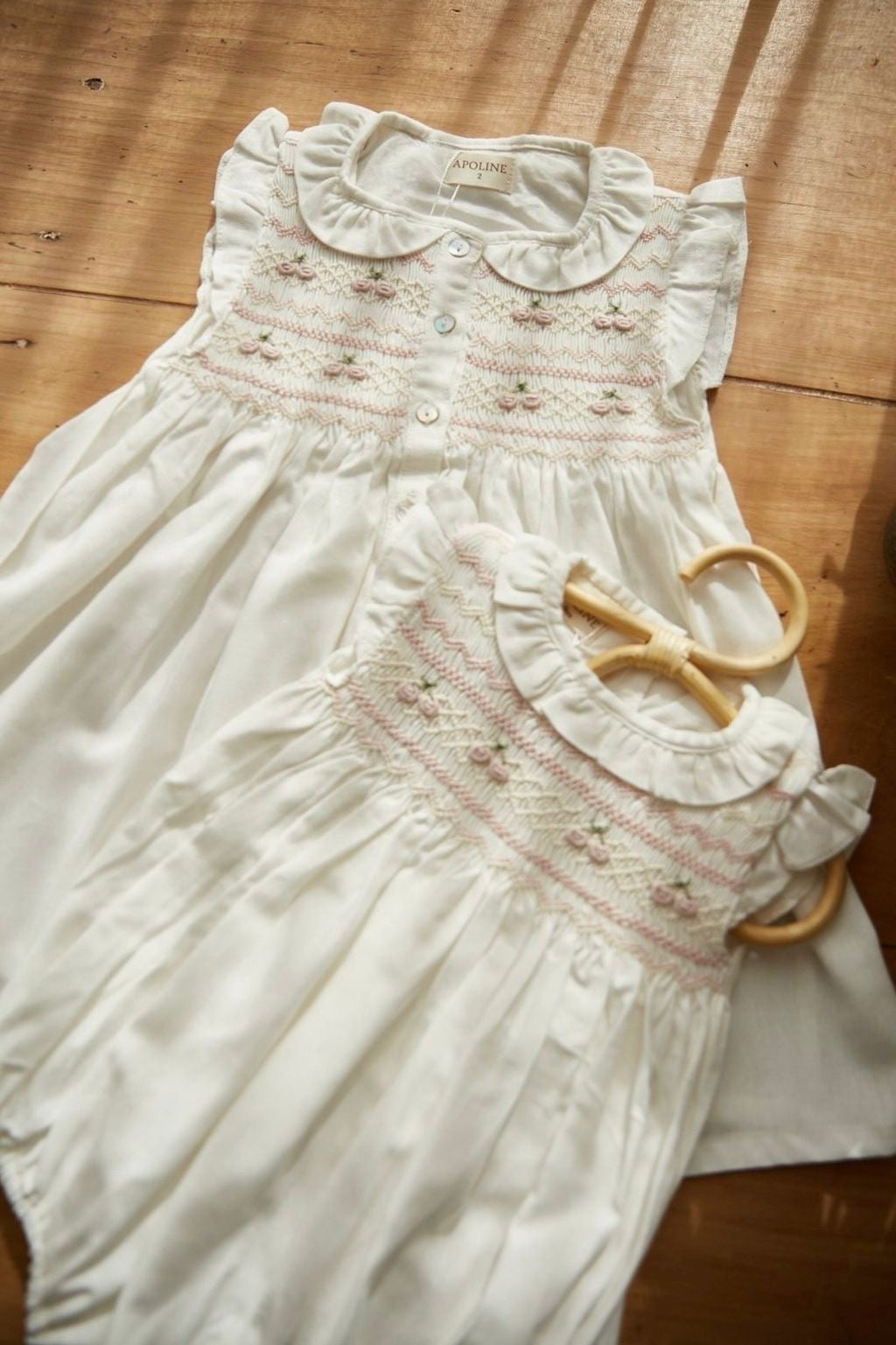 Vestido punto smock blanco