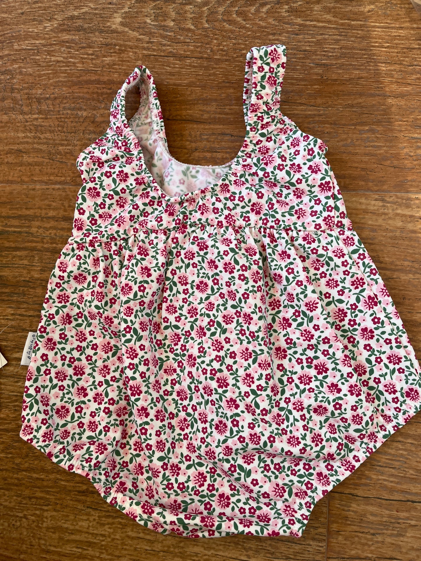 Traje de baño 6 y 12 meses