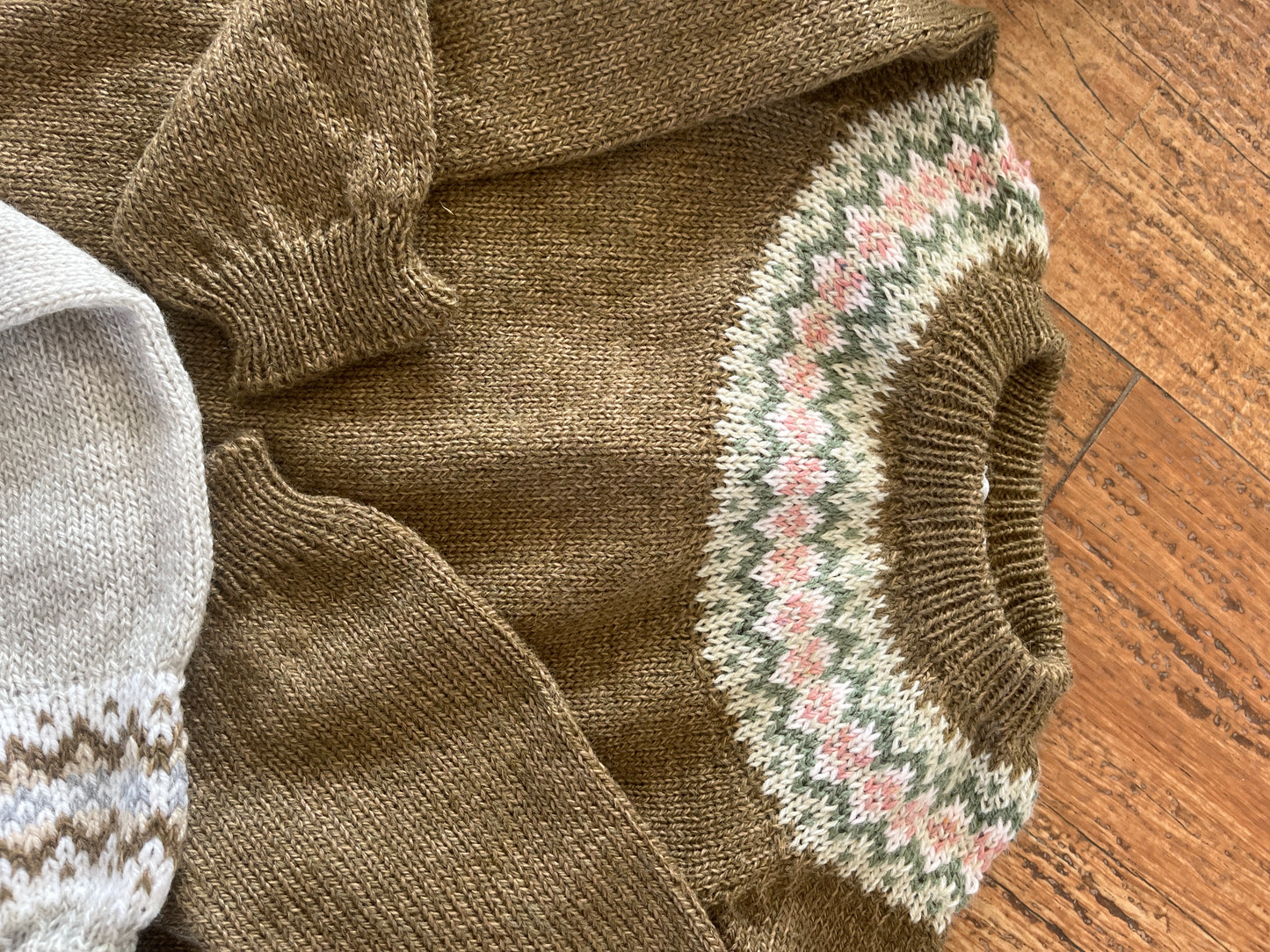 Sweater guarda talle 2