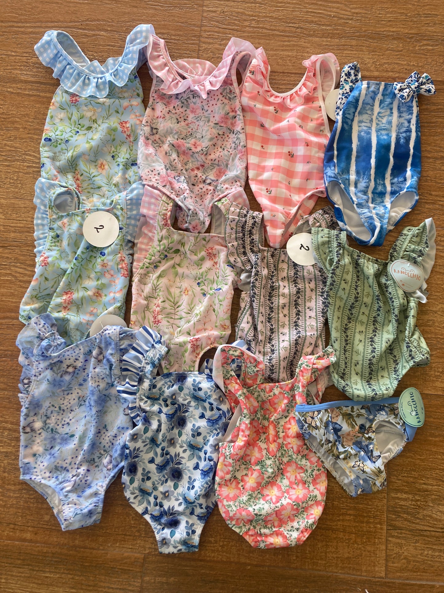 Traje de baño niña talle 2
